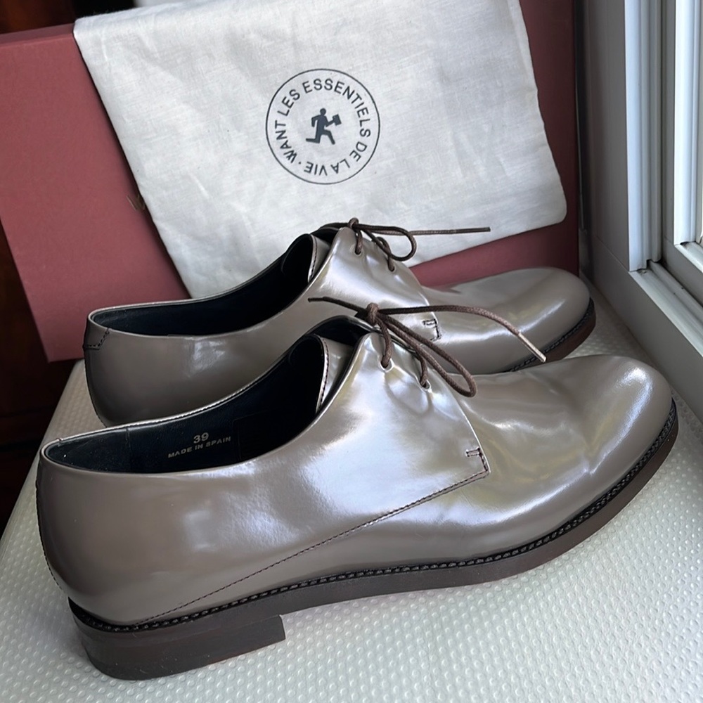 NWT/Women’s, Want les essentiels, Leather lace up, Pena Derby shoe
